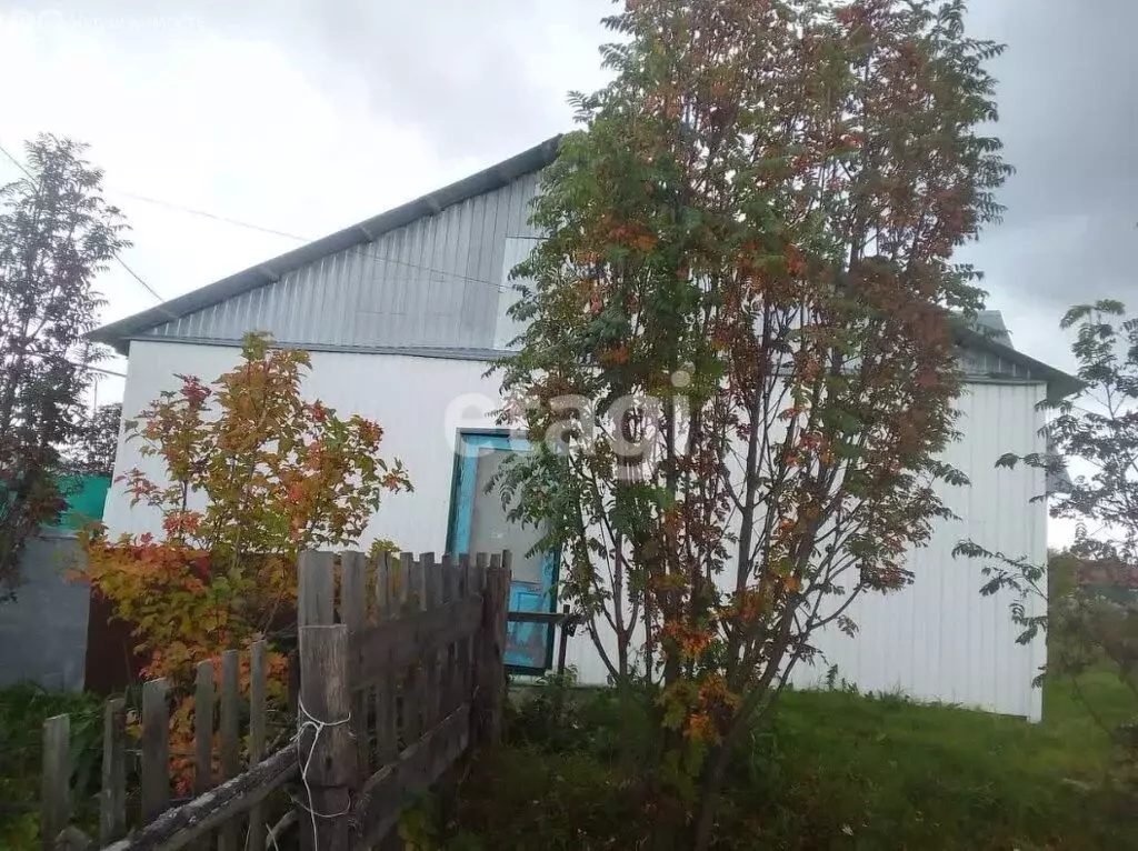 Дом в Тюменская область, Ялуторовский муниципальный округ, деревня ... - Фото 2