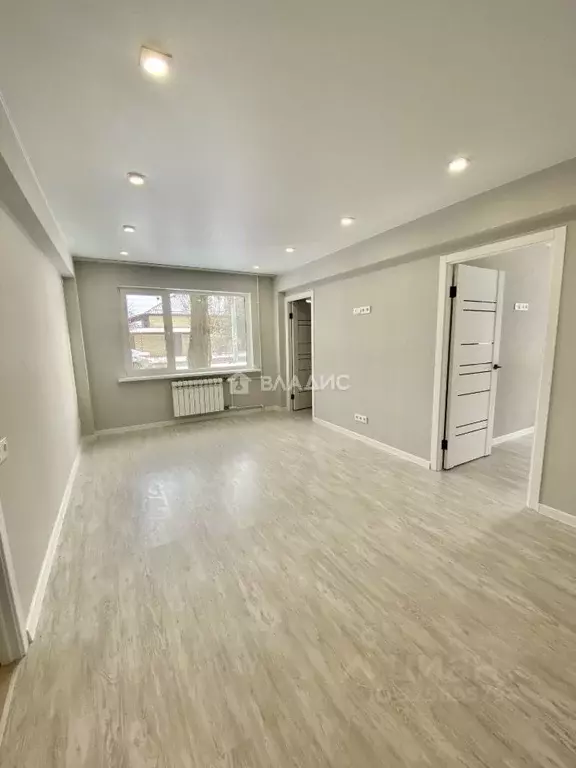 3-к кв. Волгоградская область, Волгоград Жилгородок мкр, ул. ... - Фото 1