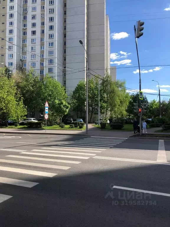1-к кв. Москва ул. Генерала Белобородова, 16 (37.6 м) - Фото 0