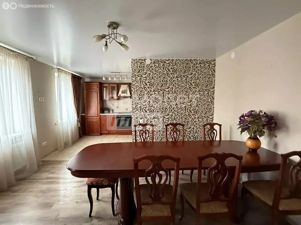 3-комнатная квартира: Ижевск, улица Холмогорова, 67 (94.1 м) - Фото 1