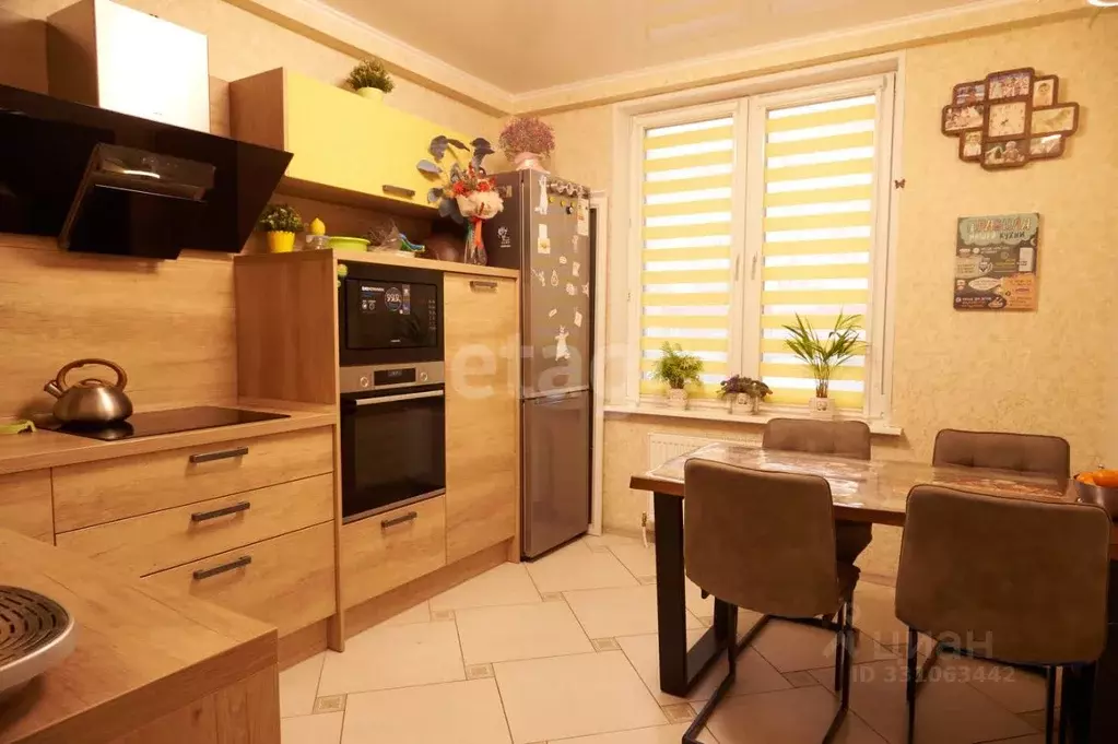 3-к кв. Башкортостан, Стерлитамак ул. Строителей, 63 (87.6 м) - Фото 1