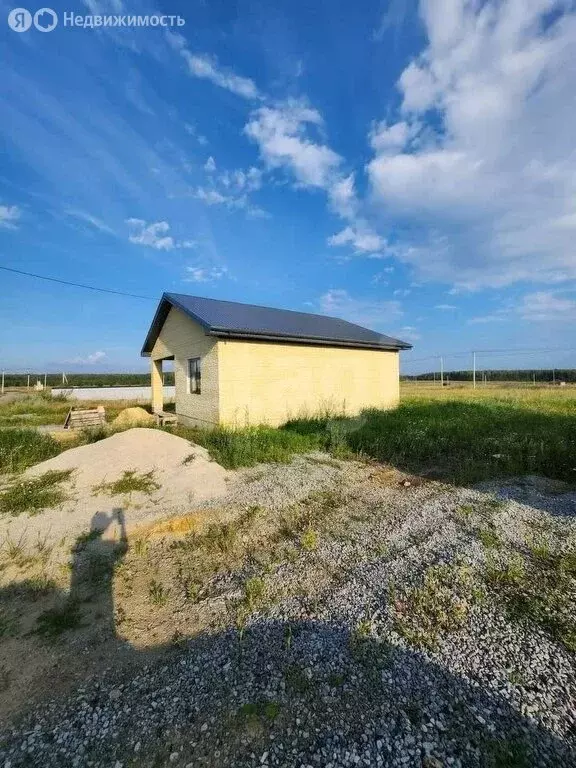 Дом в село Большие Харлуши, Сельская улица (73 м) - Фото 1