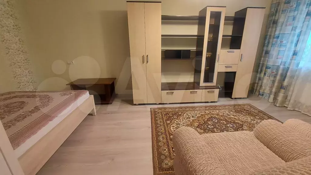 1-к. квартира, 32 м, 7/9 эт. - Фото 0