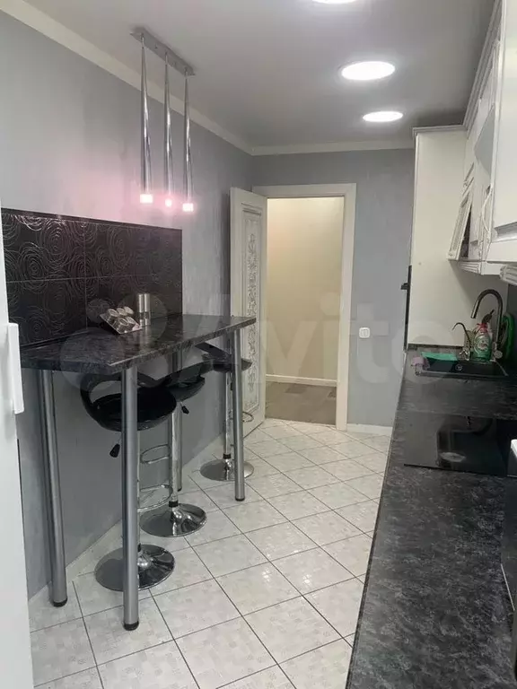 3-к. квартира, 64 м, 4/9 эт. - Фото 1