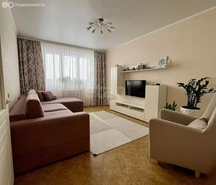 3-комнатная квартира: Набережные Челны, улица Виктора Полякова, 20В ... - Фото 1