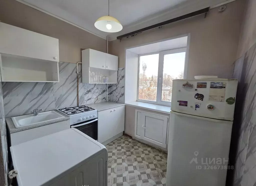 1-к кв. Свердловская область, Екатеринбург ул. Индустрии, 56 (30.3 м) - Фото 1