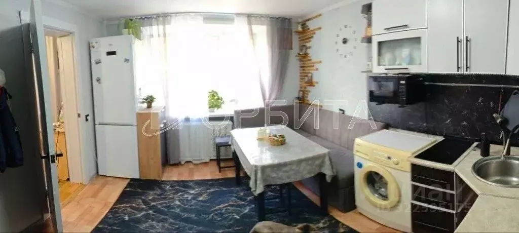 Комната Тюменская область, Тюмень ул. Станционная, 18 (30.4 м) - Фото 1