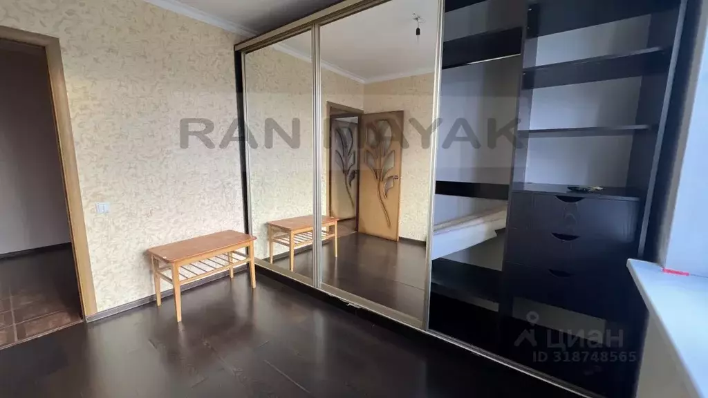 4-к кв. Адыгея, Майкоп ул. Михайлова, 17 (82.3 м) - Фото 0