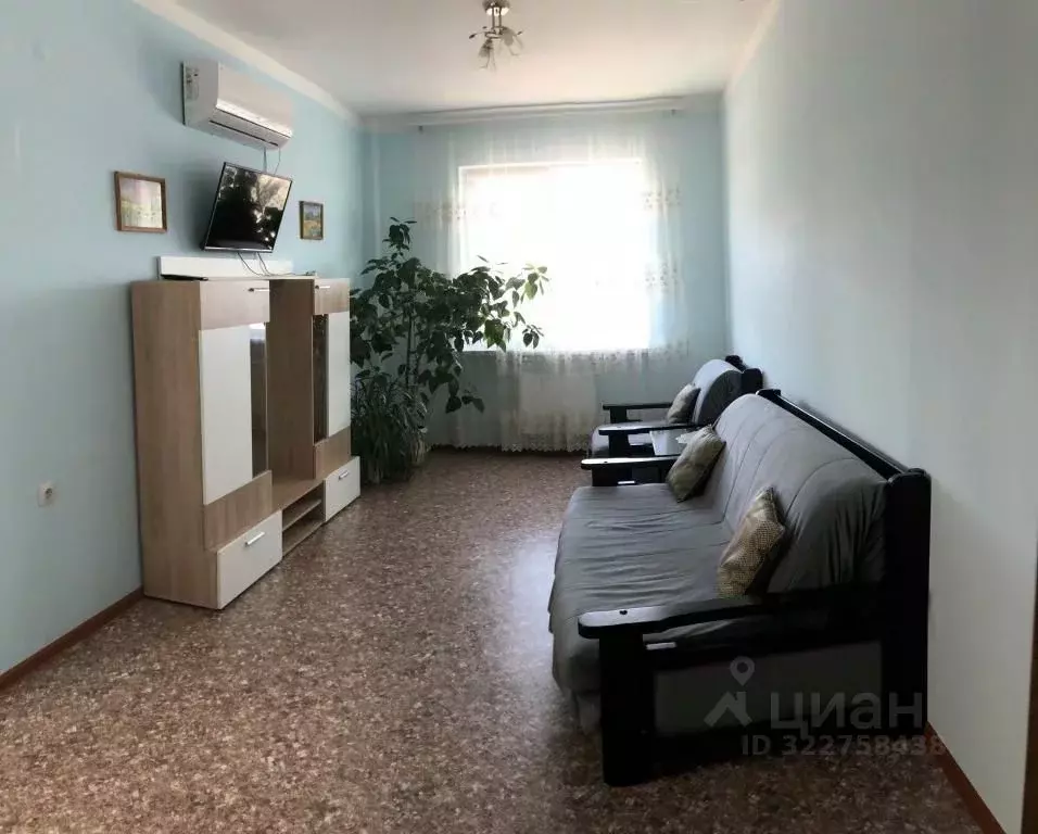 3-к кв. Карачаево-Черкесия, Черкесск ул. Свободы, 62/4 (67.0 м) - Фото 0