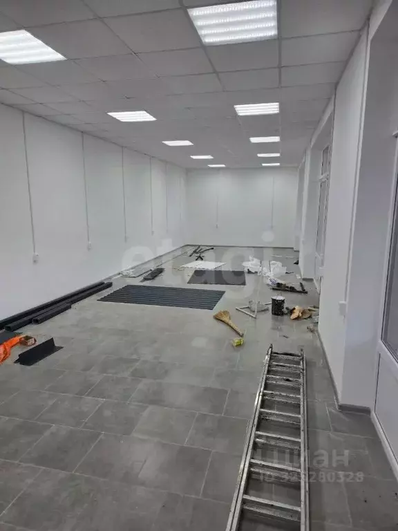 Помещение свободного назначения в Краснодарский край, Апшеронск ... - Фото 1