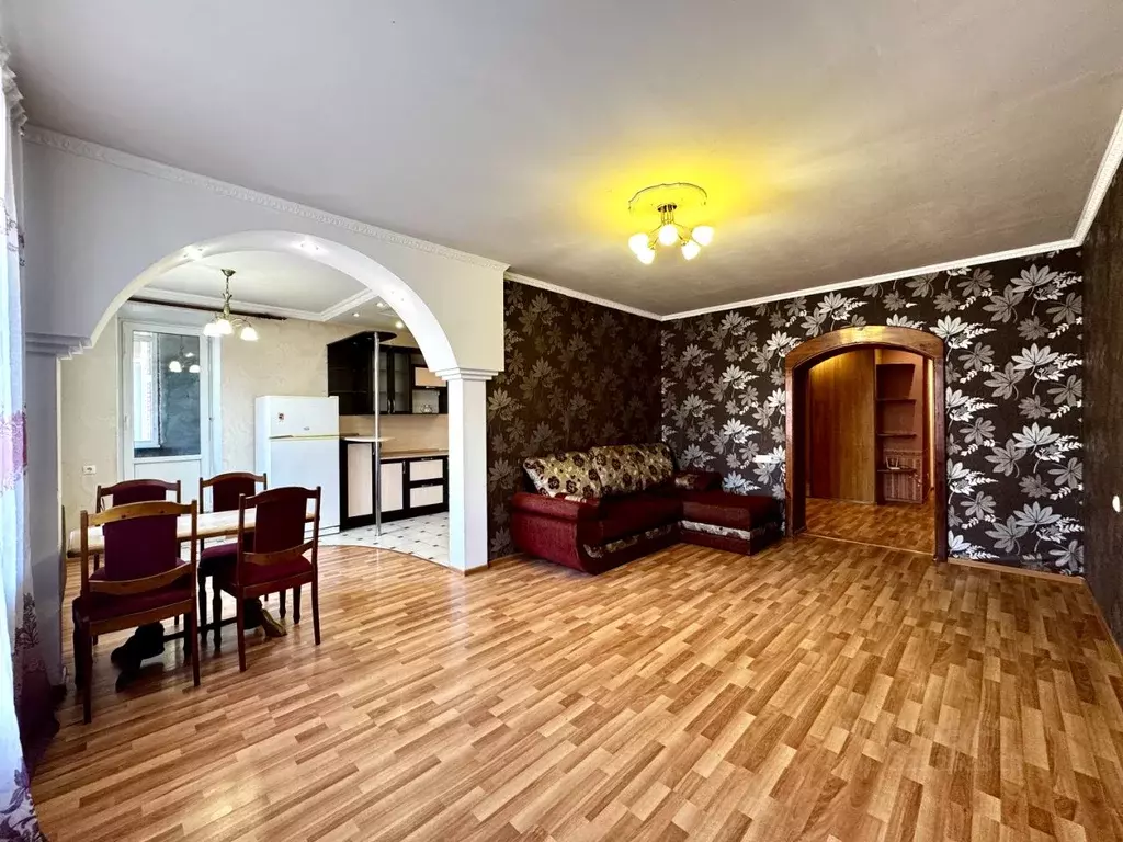 3-к кв. Томская область, Томск ул. Ференца Мюнниха, 17А (103.3 м) - Фото 1