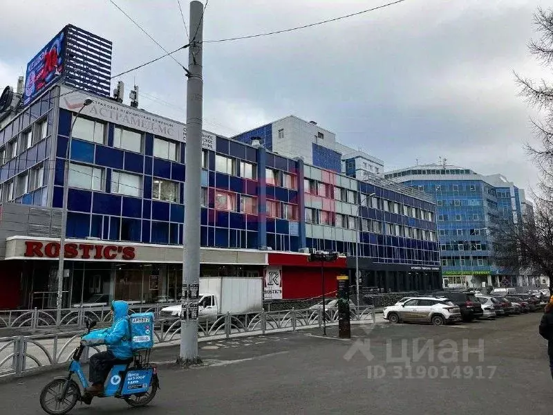 Торговая площадь в Свердловская область, Екатеринбург ул. ... - Фото 1