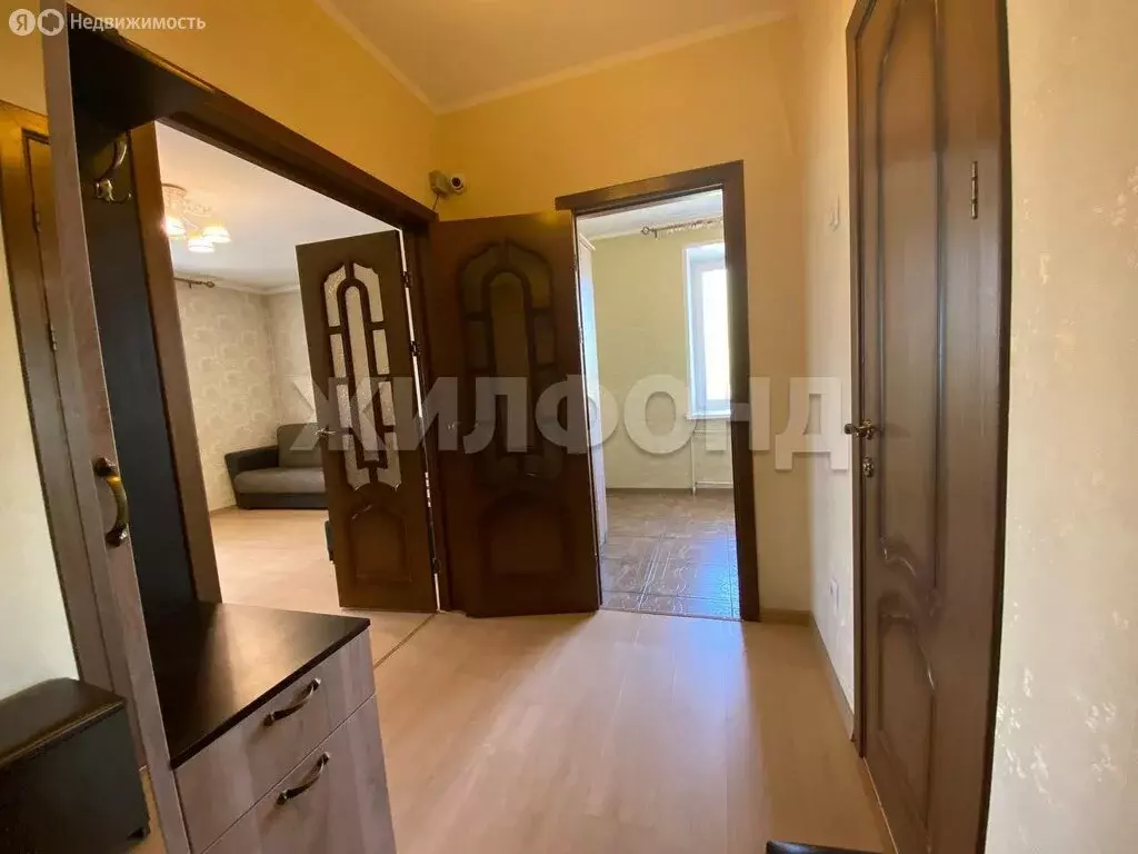 1-комнатная квартира: Абакан, улица Комарова, 24 (33.9 м) - Фото 1