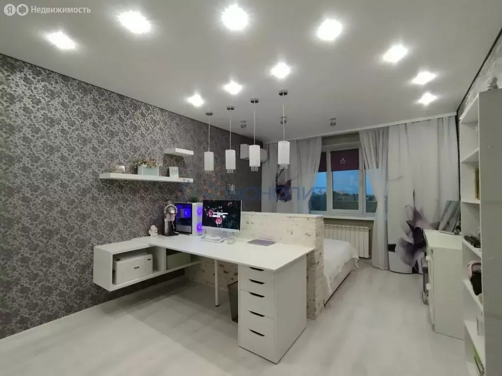 4-комнатная квартира: Нижний Новгород, улица Бориса Корнилова, 3к3 ... - Фото 1