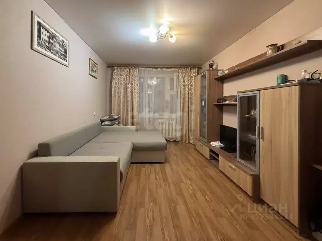 1-к кв. Псковская область, Псков ул. Юности, 15/130 (32.8 м) - Фото 1