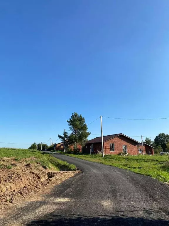 Участок в Калужская область, Боровский муниципальный округ, д. ... - Фото 2