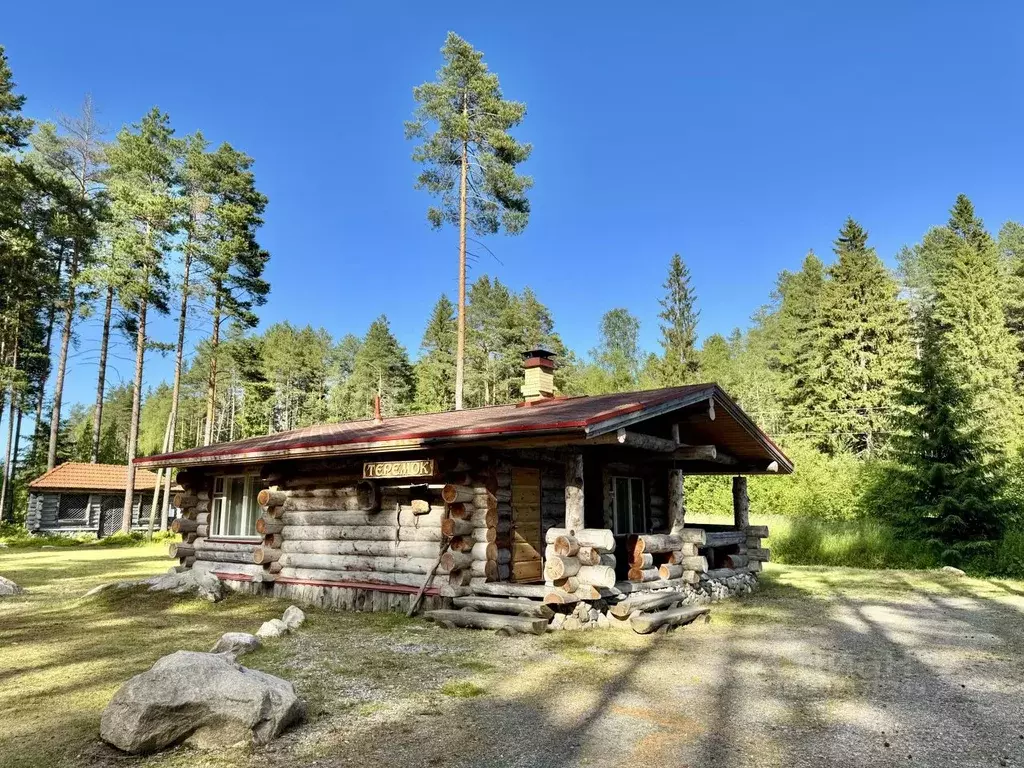 Дом в Карелия, Медвежьегорск ул. Чкалова, 30 (50 м) - Фото 1