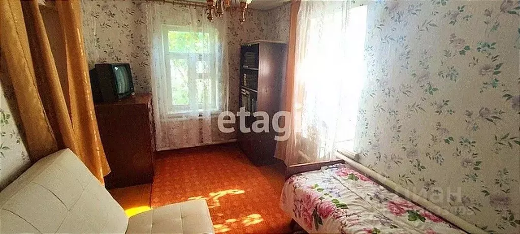 Дом в Крым, Сакский район, Ореховское с/пос, с. Михайловка ул. ... - Фото 0