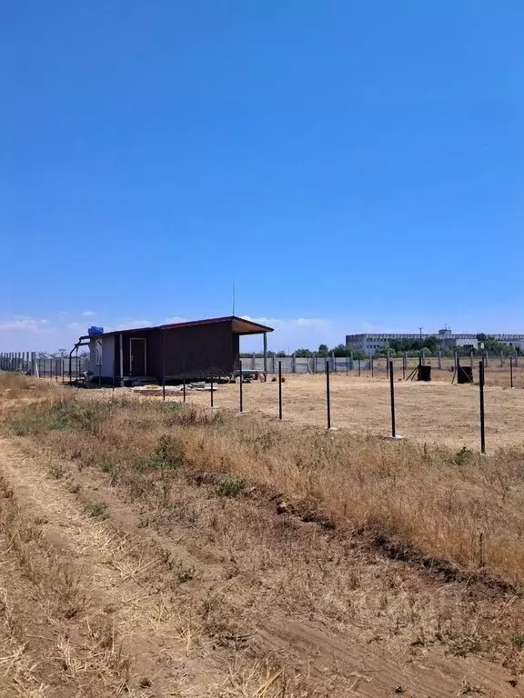 Участок в Крым, Сакский район, с. Молочное ул. Южная, 65 (7.0 сот.) - Фото 2