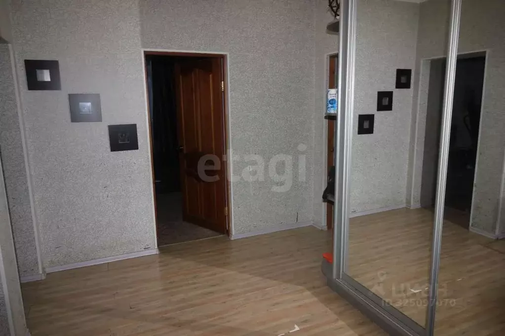 3-к кв. Челябинская область, Челябинск ул. Жукова, 18А (76.0 м) - Фото 2