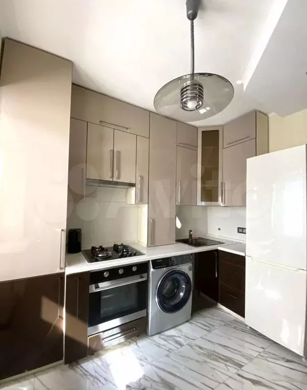 2-к. квартира, 54 м, 2/3 эт. - Фото 1