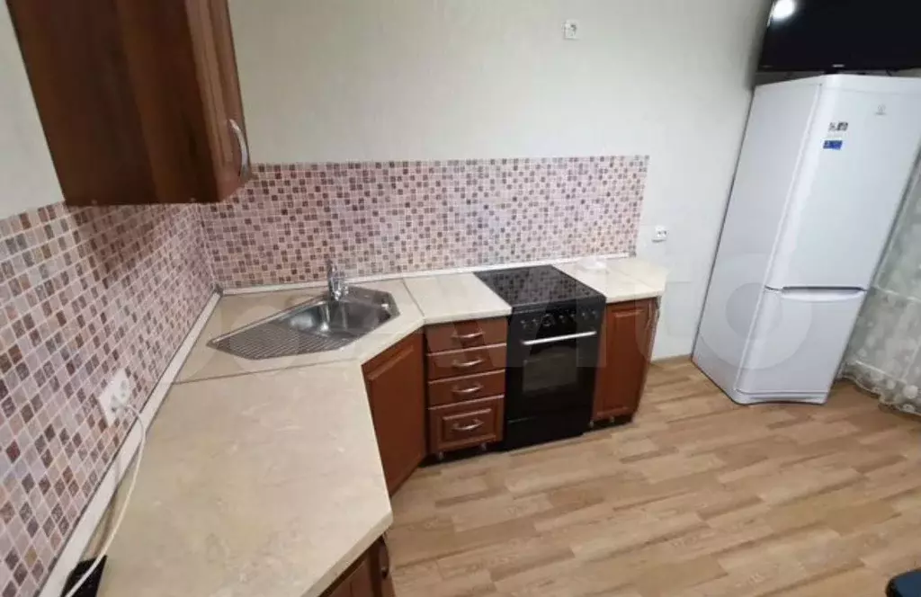 1-к. квартира, 42 м, 4/5 эт. - Фото 0