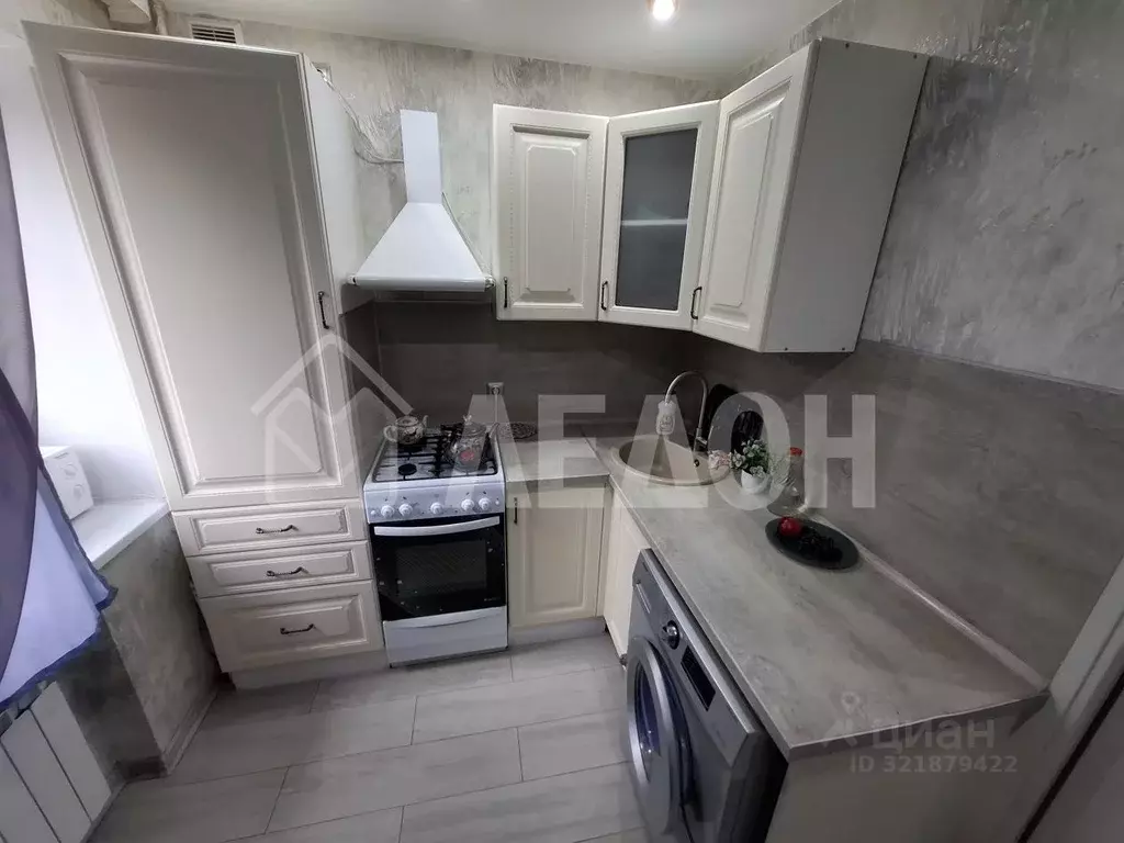 3-к кв. Омская область, Омск Нефтезаводская ул., 19 (42.4 м) - Фото 1