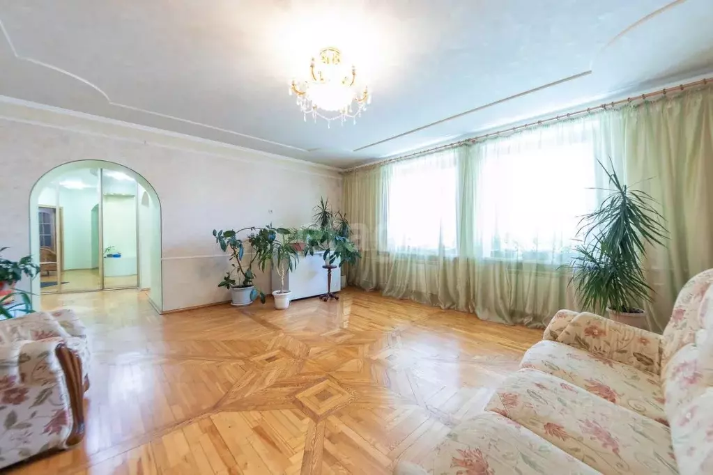 3-к кв. Хабаровский край, Хабаровск ул. Калинина, 38А (118.4 м) - Фото 1