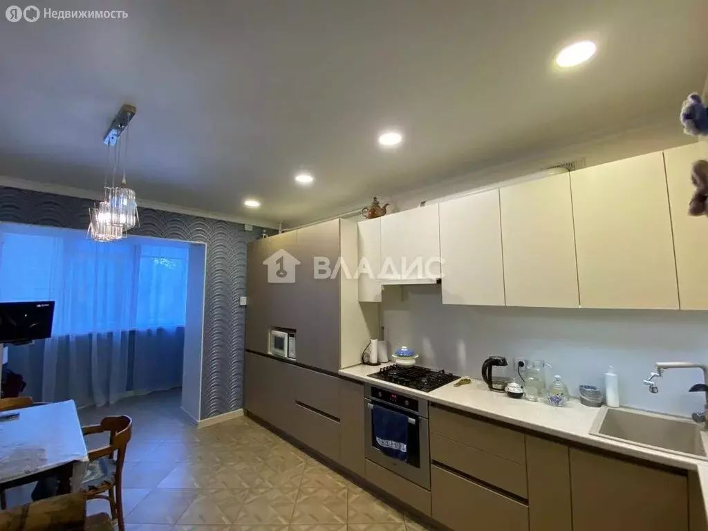 4-комнатная квартира: Ейск, улица Свободы, 38/2 (81.1 м) - Фото 1