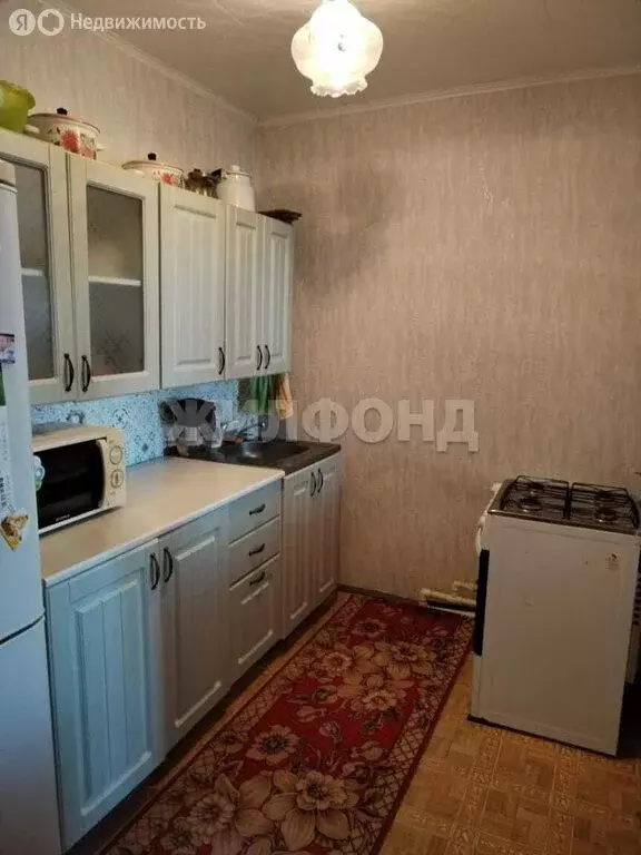 2-комнатная квартира: Чулым, Садовая улица, 1А (49.3 м) - Фото 1