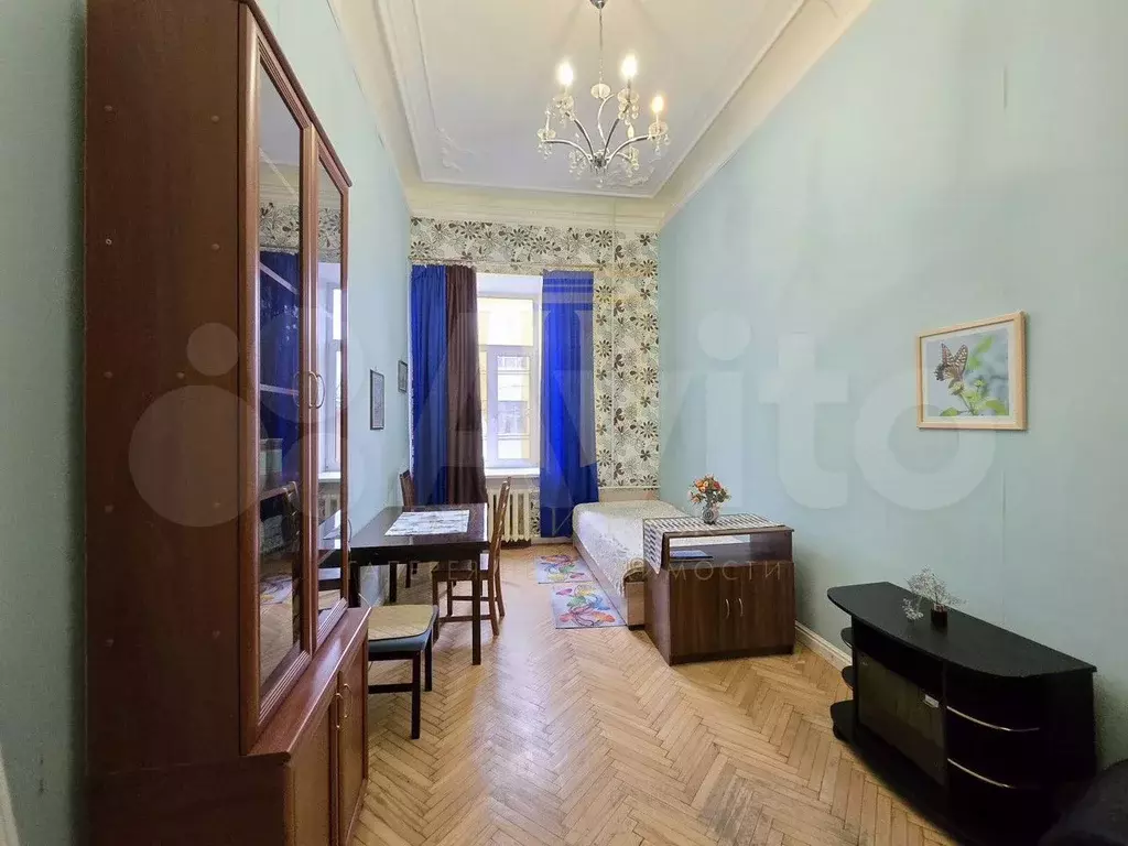 Комната 17,4 м в 5-к., 2/5 эт. - Фото 1