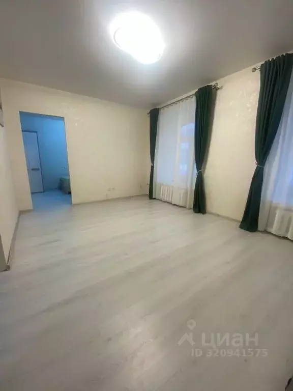 3-к кв. Астраханская область, Астрахань ул. Тургенева, 15/1 (66.9 м) - Фото 1