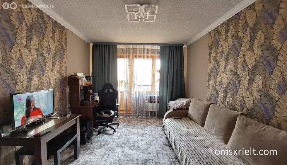 2-комнатная квартира: Омск, улица Кирова, 22 (53 м) - Фото 0