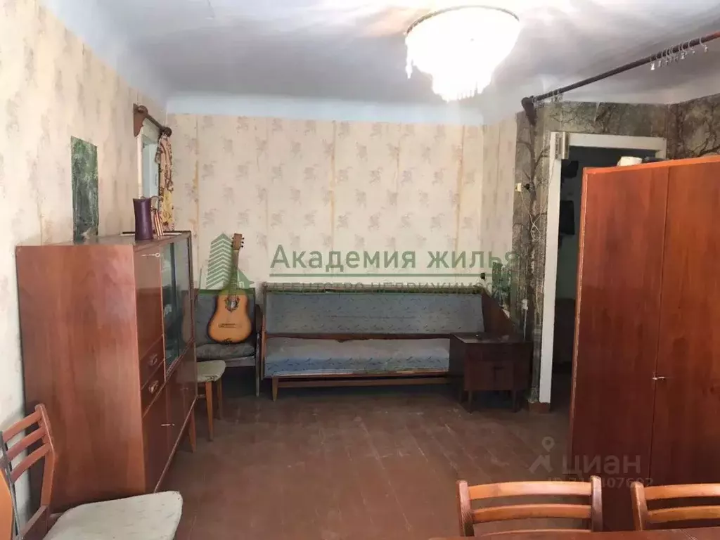 2-к кв. Саратовская область, Саратов Вишневый проезд, 17 (42.2 м) - Фото 1