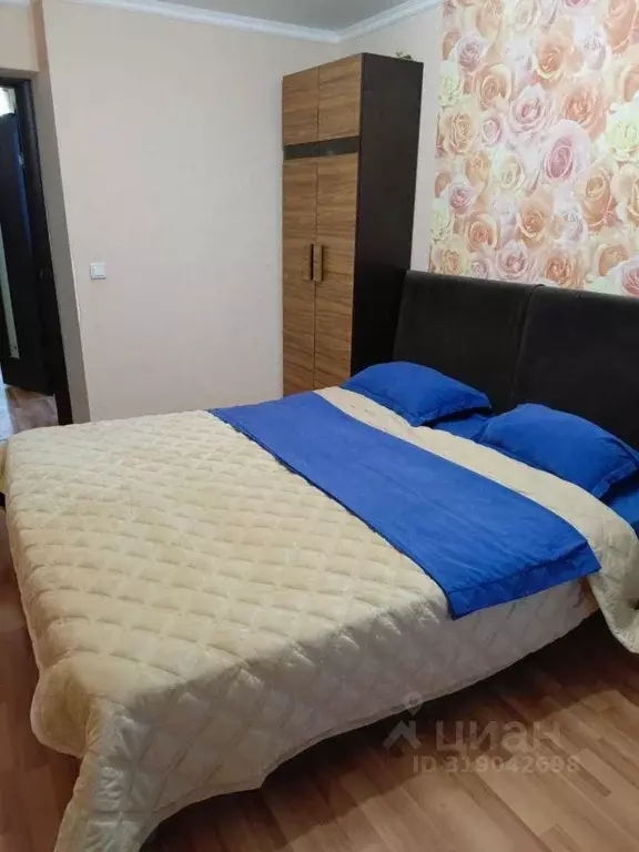 3-к кв. Краснодарский край, Армавир ул. Ефремова, 11 (70.0 м) - Фото 0