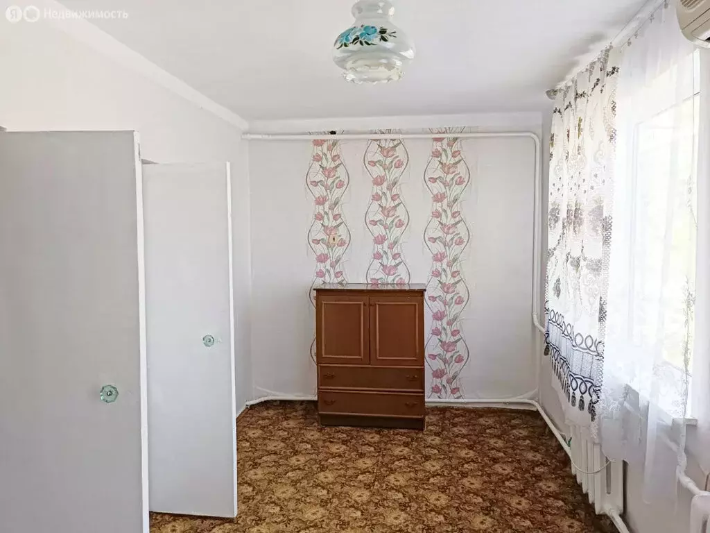 Дом в Александровка, улица Пушкина (80 м) - Фото 1