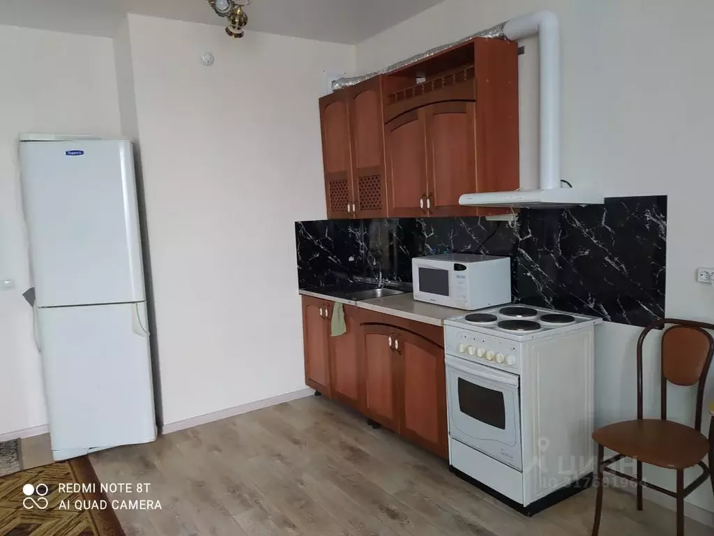 Студия Красноярский край, Красноярск ул. Петра Подзолкова, 22 (30.0 м) - Фото 0