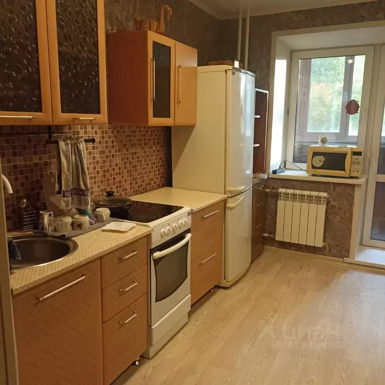 1-к кв. Красноярский край, Красноярск ул. Юшкова, 36Д (48.0 м) - Фото 0