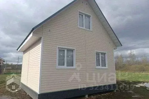 Дом в Новгородская область, Новгородский район, Ермолинское с/пос, д. ... - Фото 1