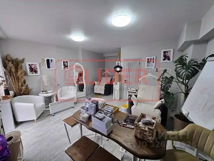 Офис в Севастополь ул. Муссонная, 100 (35 м) - Фото 2