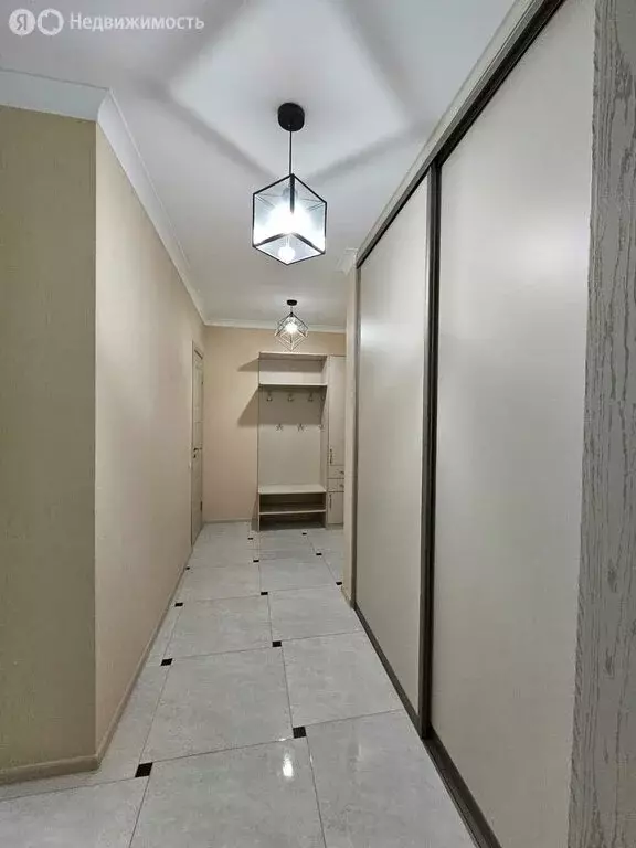 3-комнатная квартира: Анапа, улица Ленина, 185Ак3 (70 м) - Фото 1