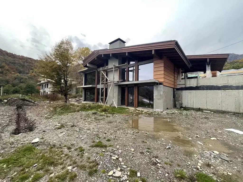 Дом в Краснодарский край, Сочи Красная Поляна пгт, 2-й Садовый мкр, 60 ... - Фото 1