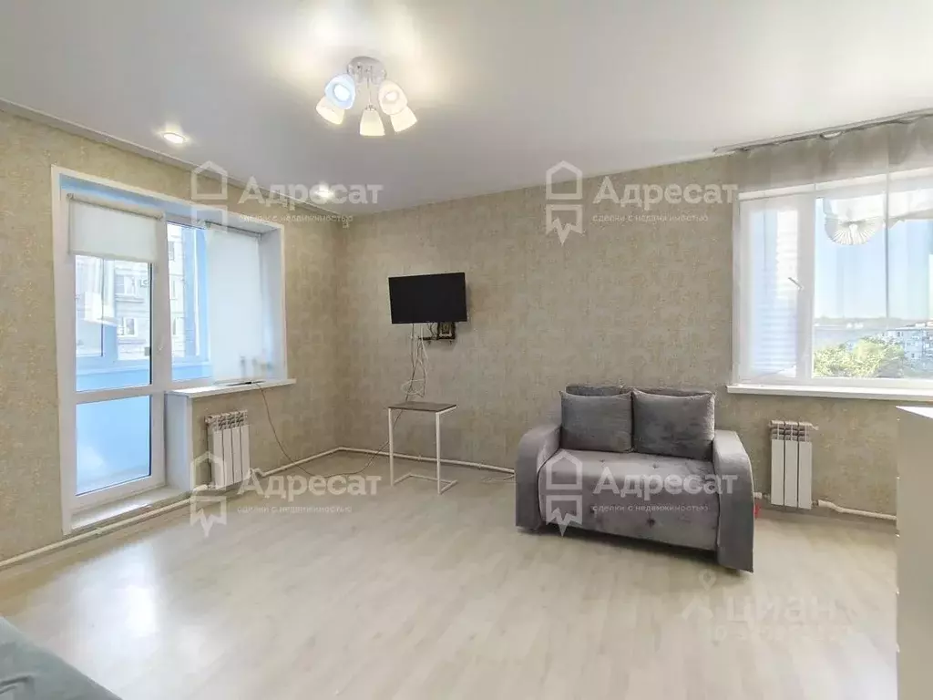 1-к кв. Волгоградская область, Волгоград ул. Николая Отрады, 7 (38.9 ... - Фото 1