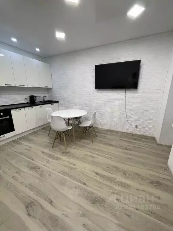 Студия Ямало-Ненецкий АО, Новый Уренгой просп. Губкина, 19 (27.0 м) - Фото 1