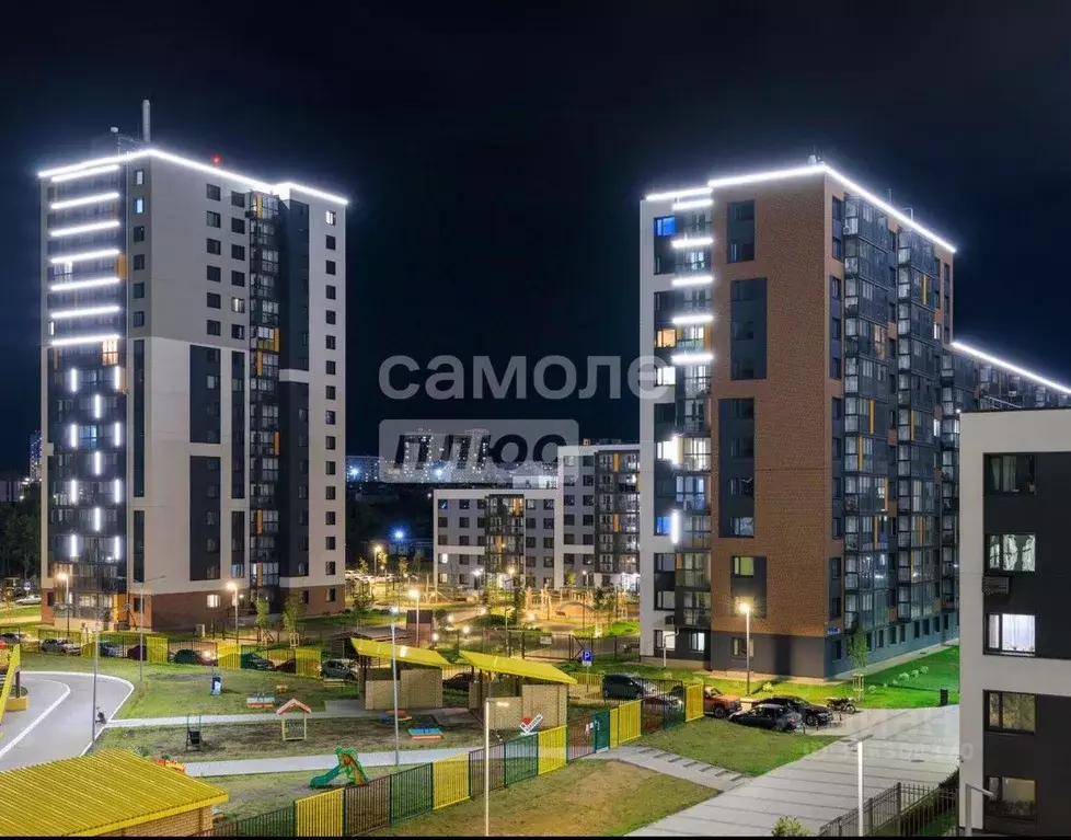 3-к кв. Татарстан, Набережные Челны ул. Вазила Мавликова, 1 (68.1 м) - Фото 0
