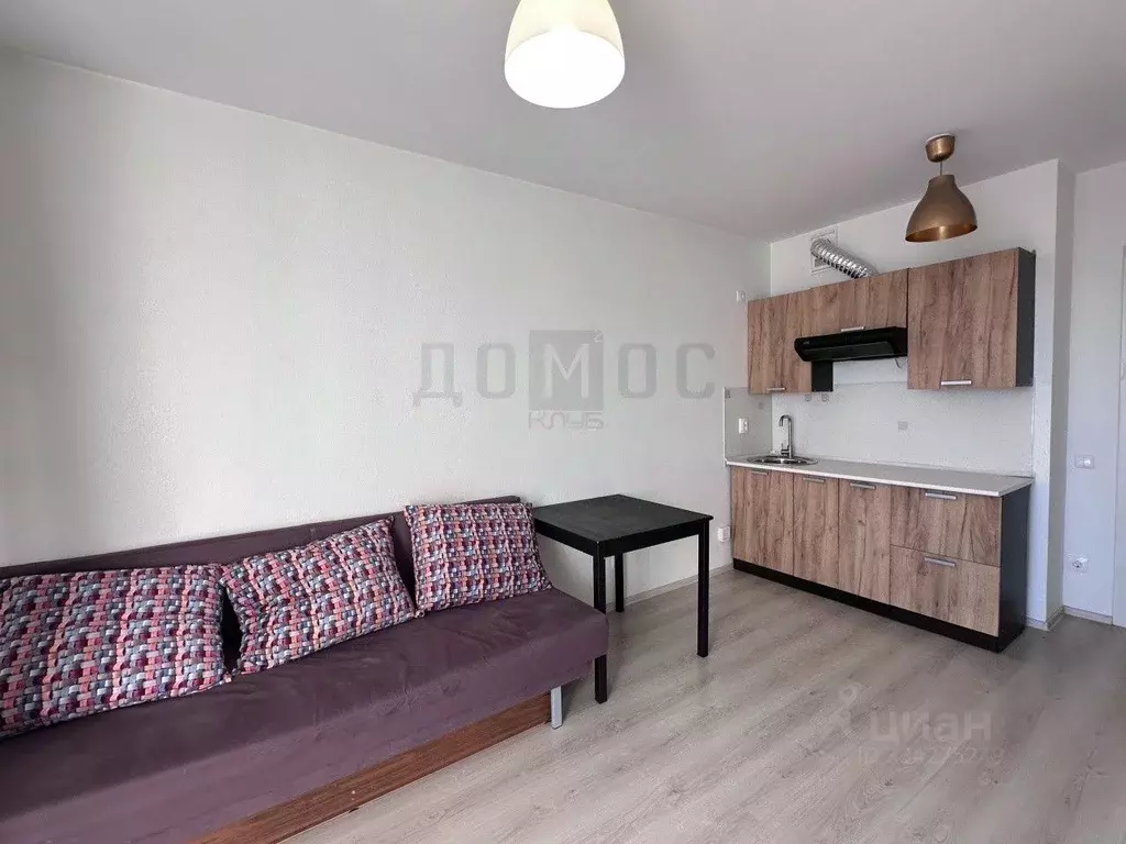 Студия Свердловская область, Екатеринбург ул. Латвийская, 56/3 (20.3 ... - Фото 1