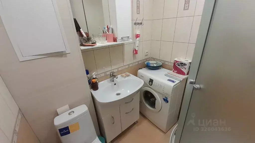 1-к кв. Крым, Феодосия ш. Симферопольское, 31Г (34.5 м) - Фото 2