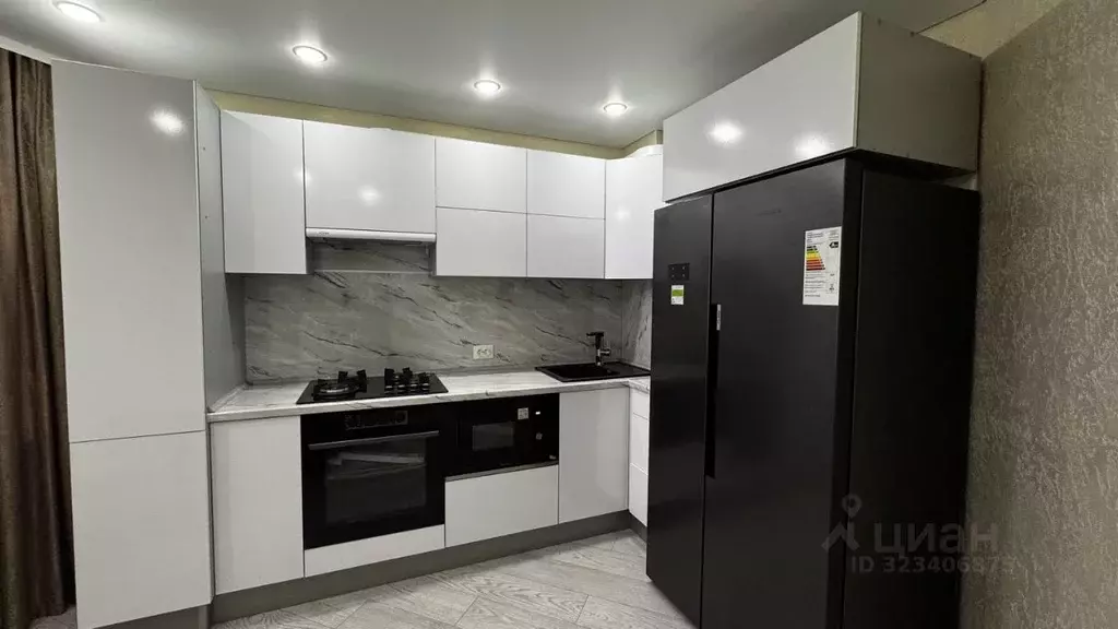 2-к кв. Башкортостан, Стерлитамак Крымская ул., 12 (56.0 м) - Фото 2