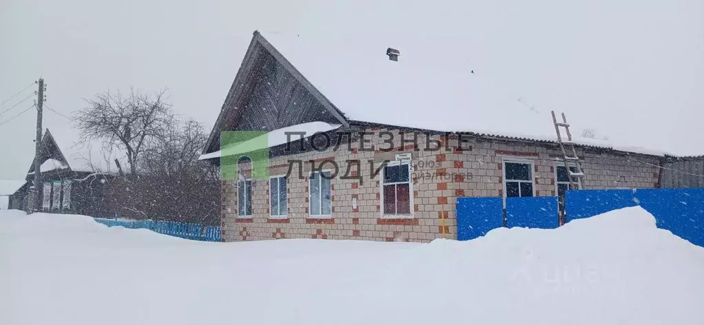 Дом в Удмуртия, Можгинский район, д. Карашур  (62 м) - Фото 0