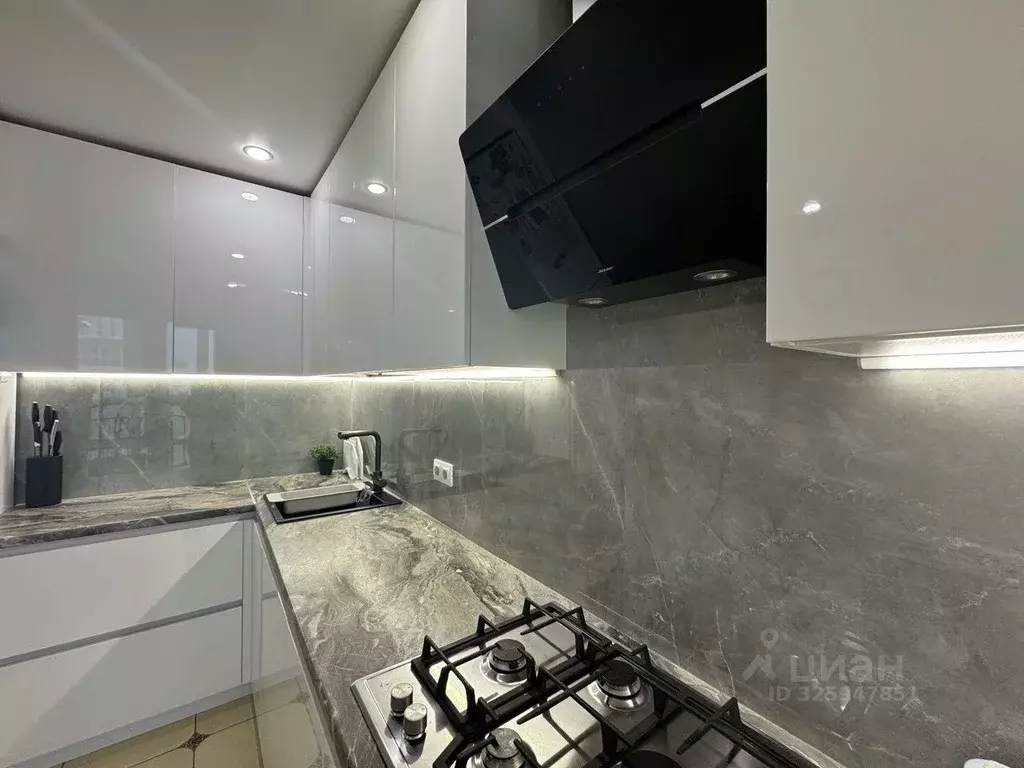 2-к кв. Татарстан, Казань ул. Азата Аббасова, 10 (51.0 м) - Фото 2